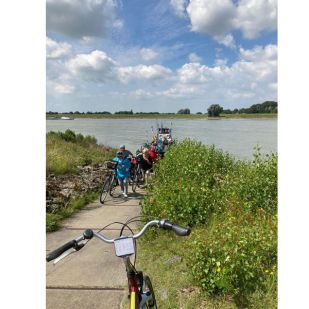 De Nationale Veerpontjestourfietsroute